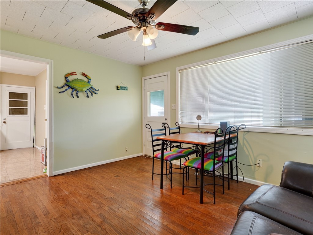 109 Palm Street Rockport TX 78382