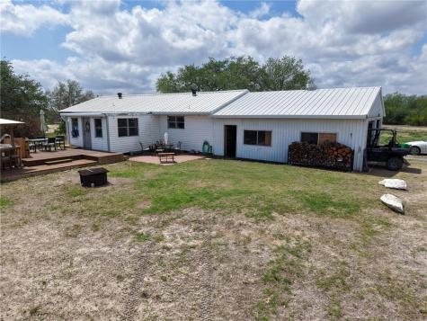 3010 N. Interstate 37 Access Three Rivers TX 78071