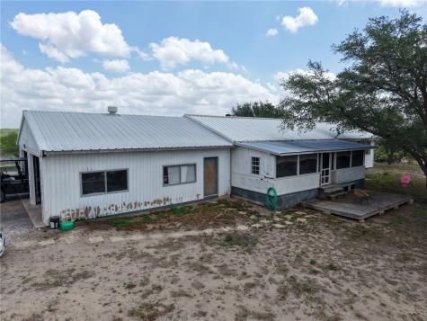 3010 N. Interstate 37 Access Three Rivers TX 78071