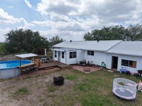 3010 N. Interstate 37 Access Three Rivers TX 78071