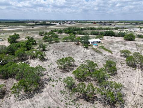 3010 N. Interstate 37 Access Three Rivers TX 78071