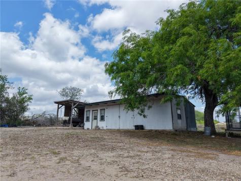 3010 N. Interstate 37 Access Three Rivers TX 78071