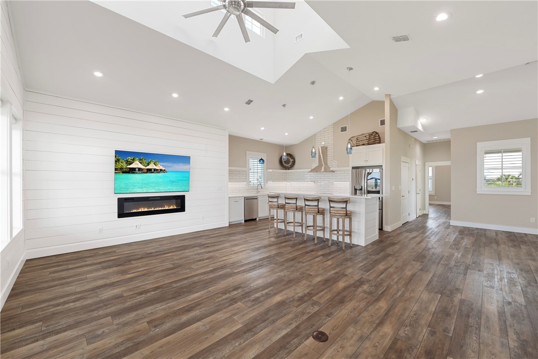 468 Paradise Pointe Drive Port Aransas TX 78373