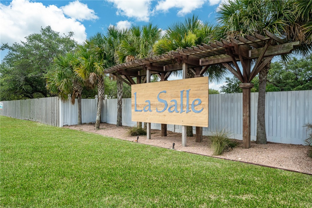 150 Lavaca Circle Rockport TX 78382