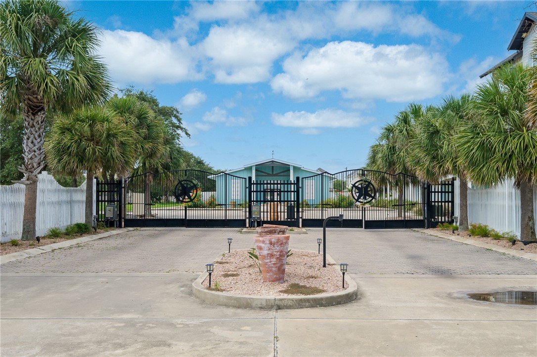 150 Lavaca Circle Rockport TX 78382