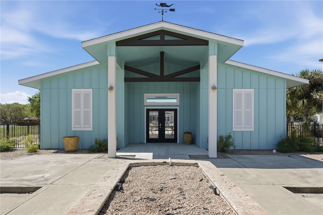 150 Lavaca Circle Rockport TX 78382