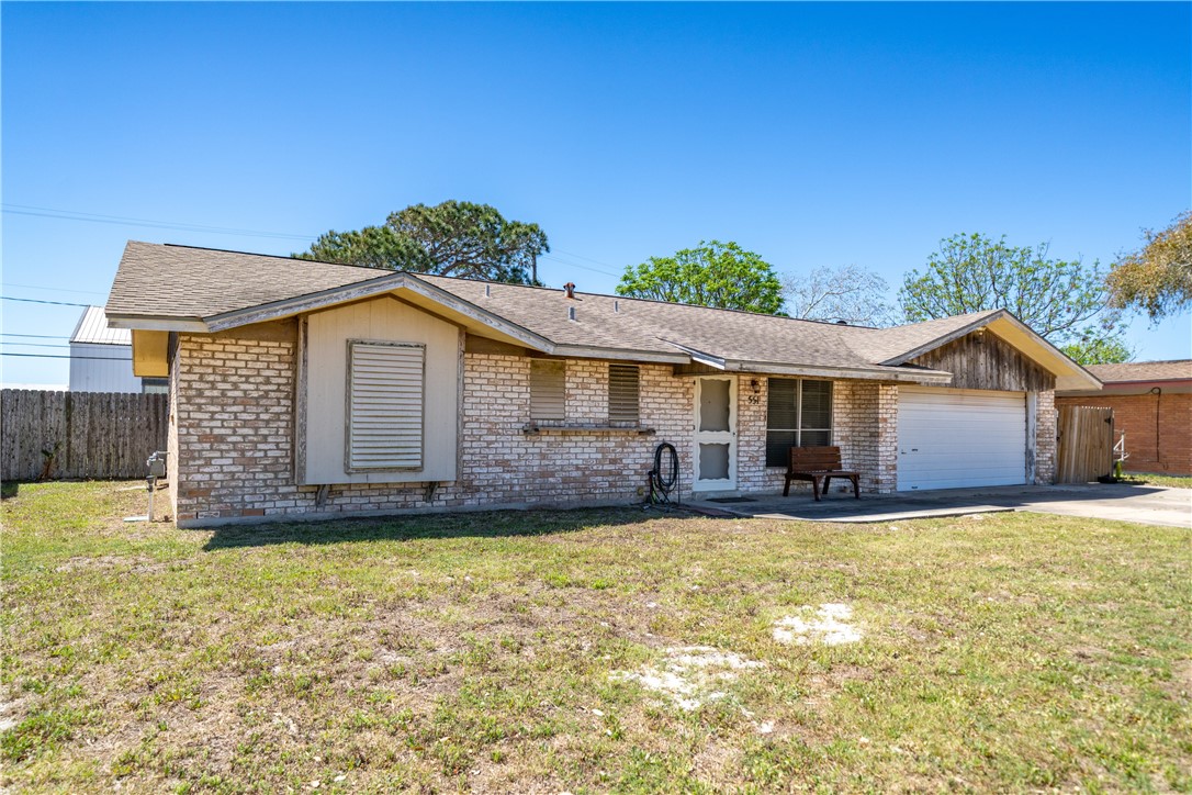 551 S Bayberry Place Corpus Christi TX 78418