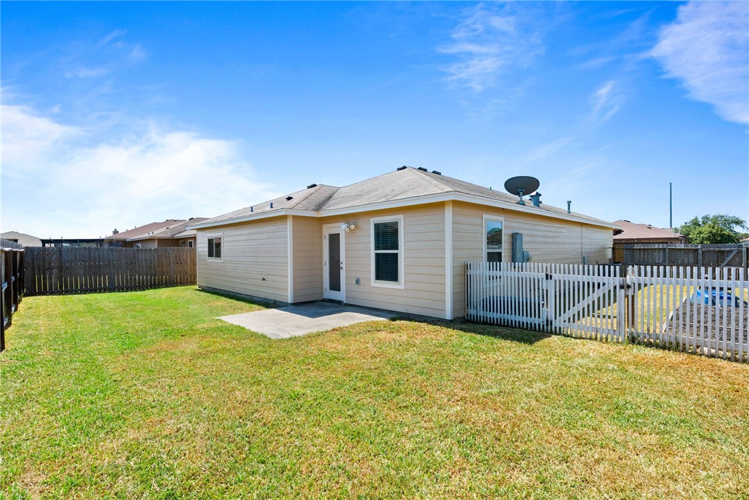 1110 Fallow Lane Corpus Christi TX 78418