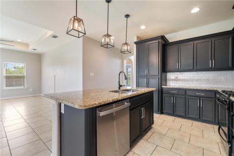 7214 S Lake Bliss Corpus Christi TX 78414