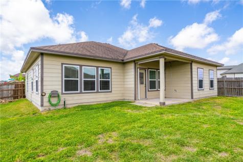7214 S Lake Bliss Corpus Christi TX 78414