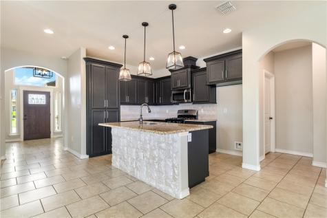 7214 S Lake Bliss Corpus Christi TX 78414