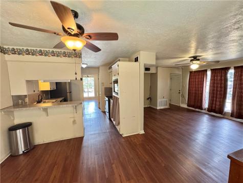 503 E Ailsie Avenue Kingsville TX 78363