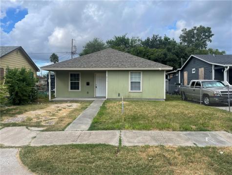 2745 Ada Street Corpus Christi TX 78405