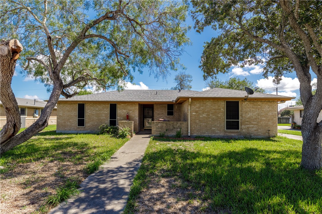 1534 Lewis Street Kingsville TX 78363