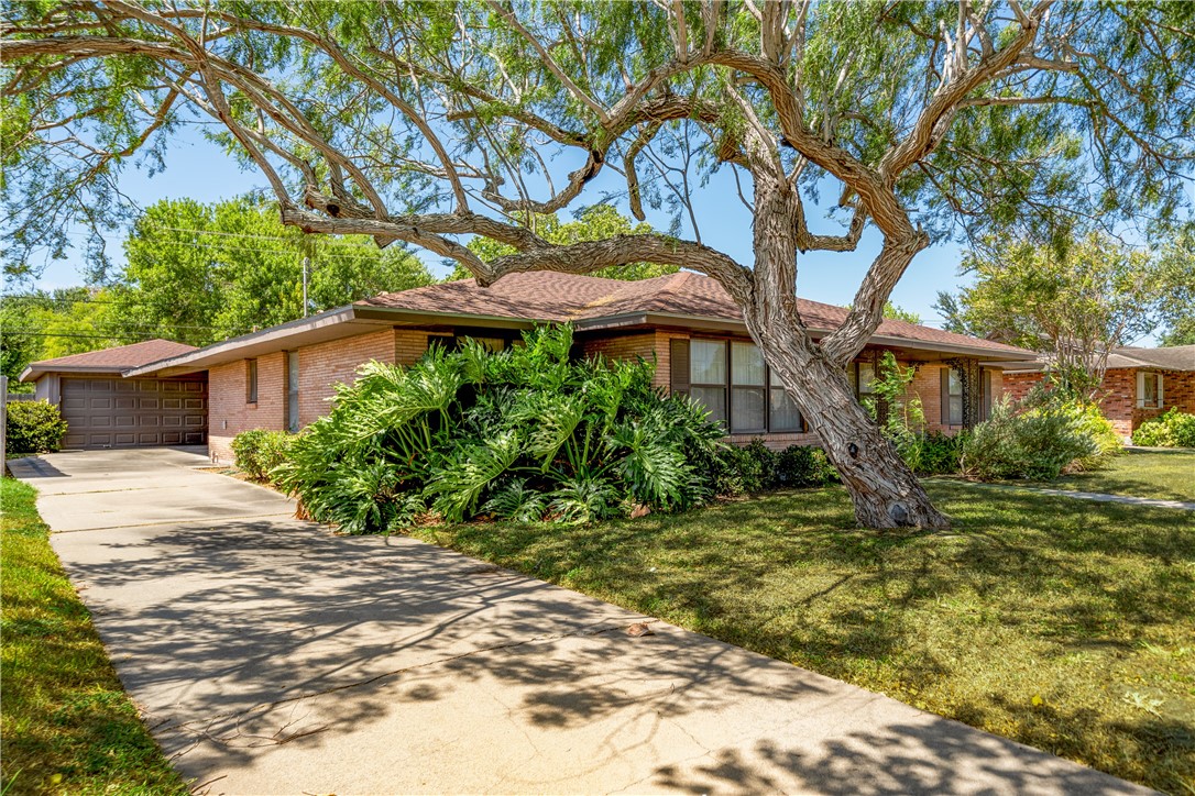 610 Carmel Parkway Corpus Christi TX 78411