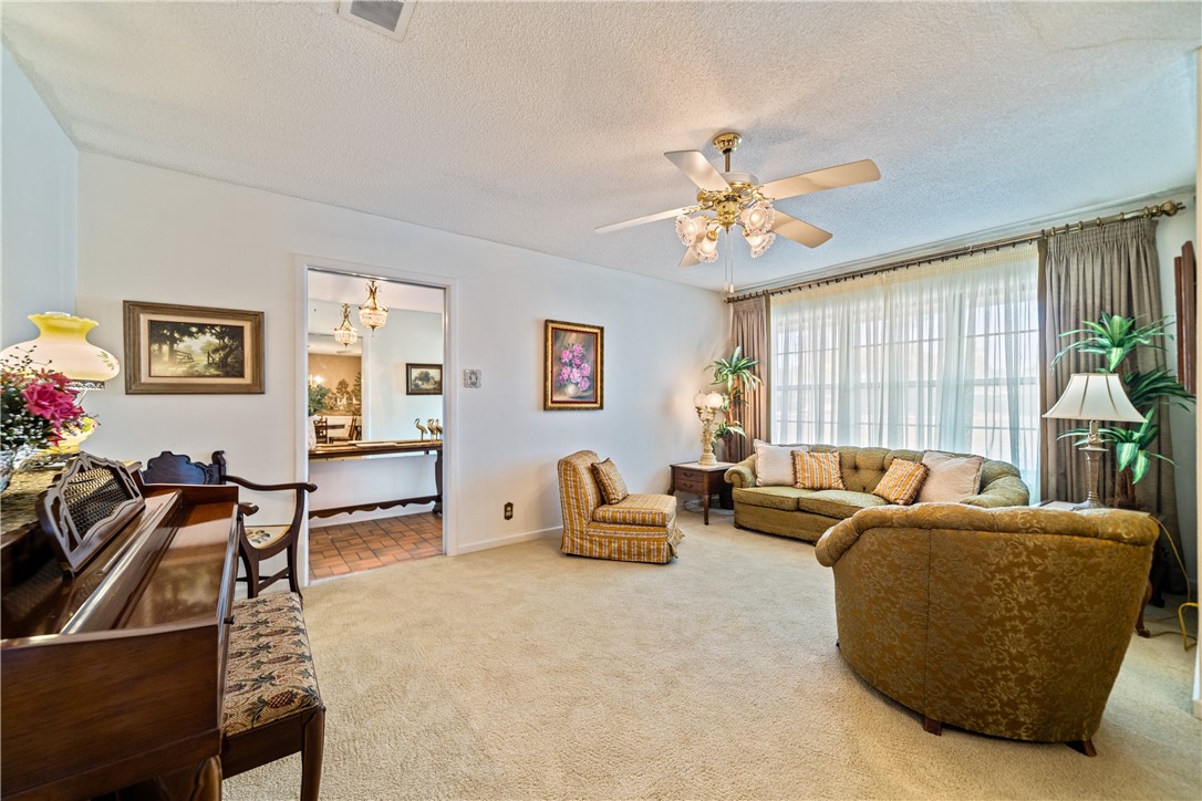 610 Carmel Parkway Corpus Christi TX 78411