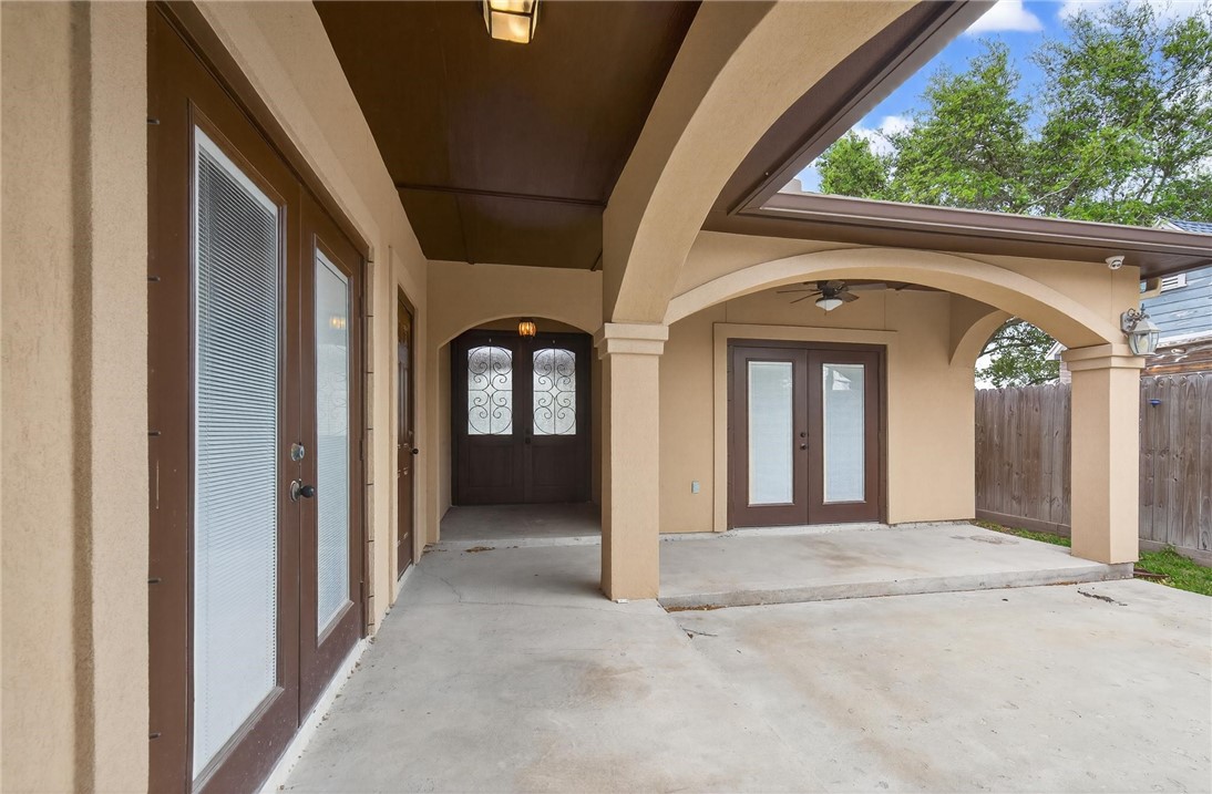 433 Louisiana Avenue Corpus Christi TX 78404
