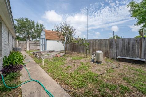 901 Strom Corpus Christi TX 78418