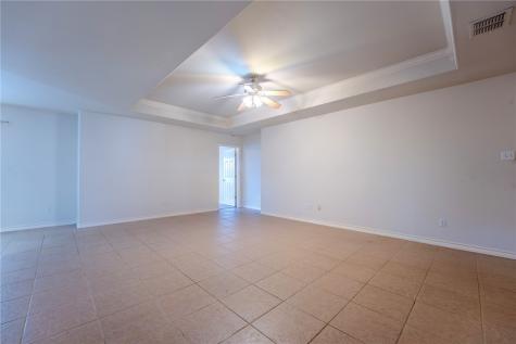 901 Strom Corpus Christi TX 78418