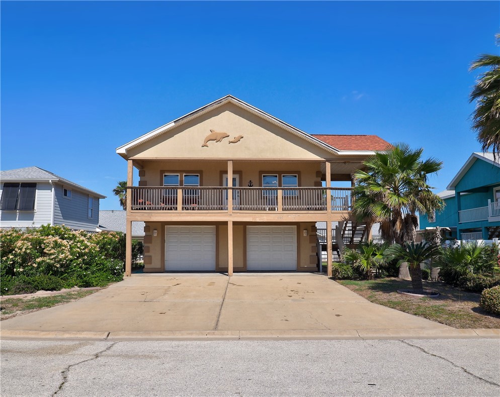 689 Morgan Port Aransas TX 78373
