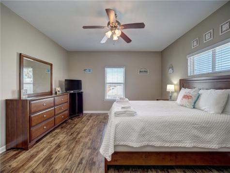 689 Morgan Port Aransas TX 78373