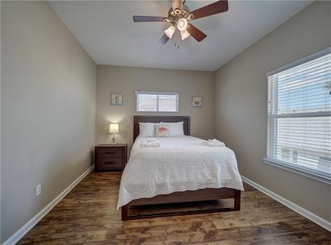 689 Morgan Port Aransas TX 78373