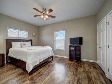 689 Morgan Port Aransas TX 78373