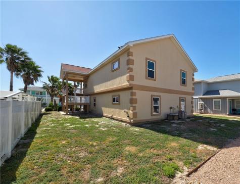 689 Morgan Port Aransas TX 78373