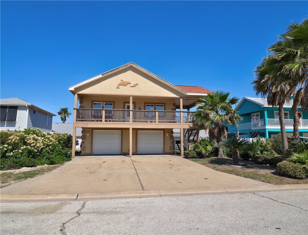 689 Morgan Port Aransas TX 78373