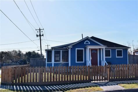 701 Naples Street Corpus Christi TX 78404