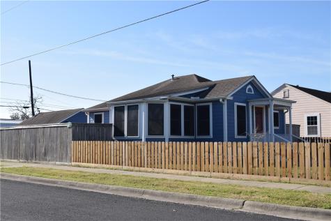 701 Naples Street Corpus Christi TX 78404