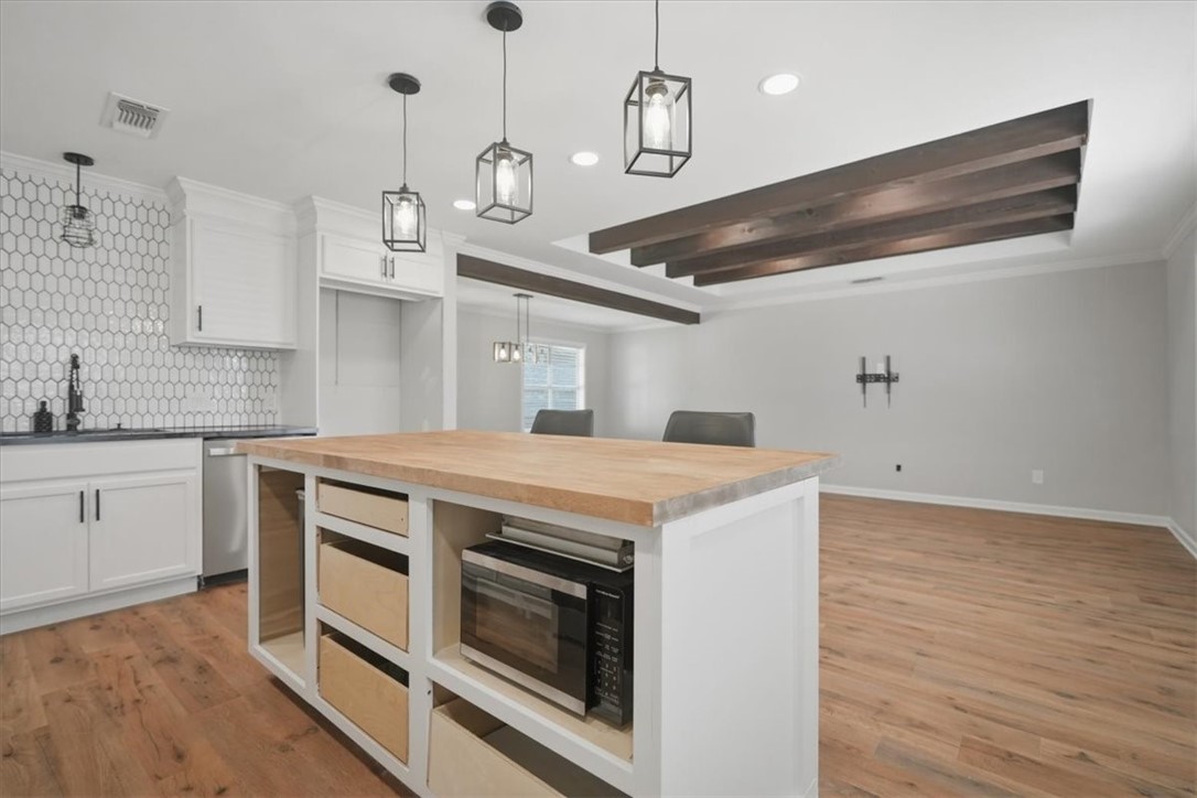 1314 Mark Street George West TX 78022