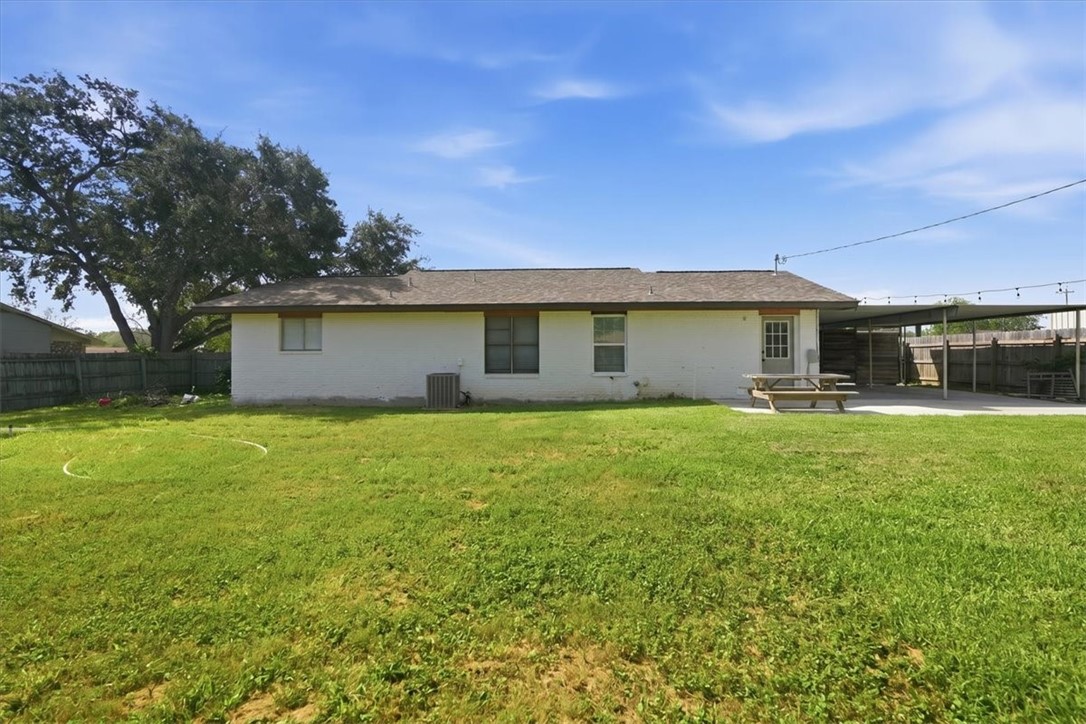 1314 Mark Street George West TX 78022