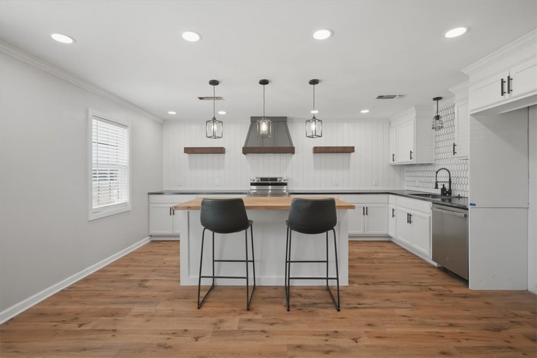 1314 Mark Street George West TX 78022