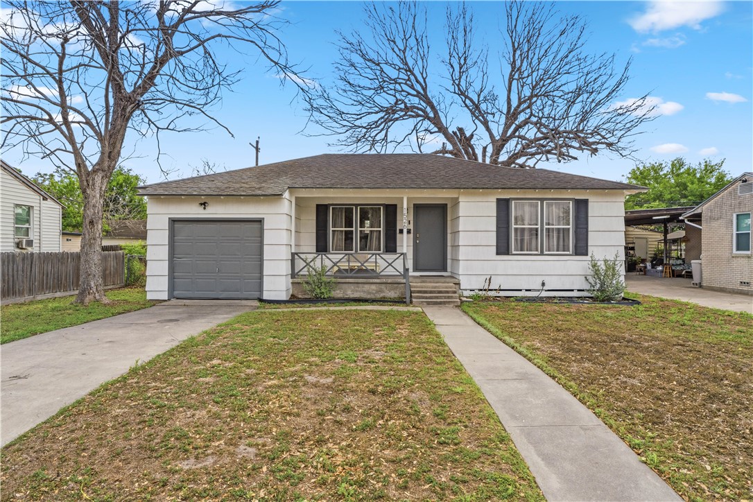 1526 Melbourne Drive Corpus Christi TX 78415