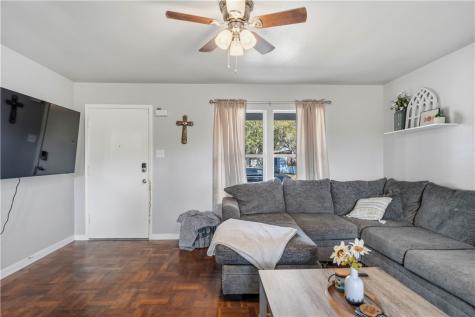 1526 Melbourne Drive Corpus Christi TX 78415