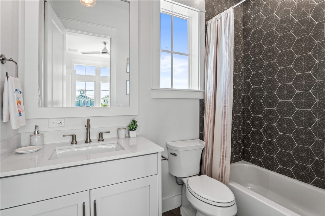 412 Mermaid Tail Lane Port Aransas TX 78373