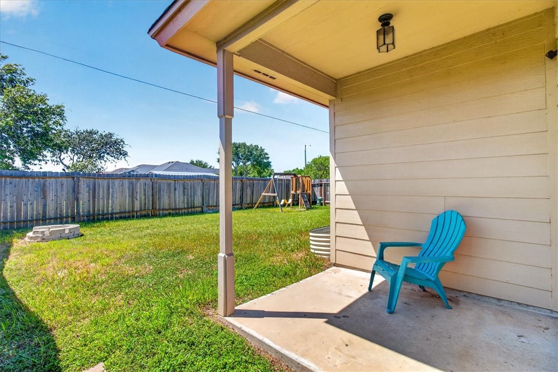 3005 Las Brisas Street Corpus Christi TX 78414