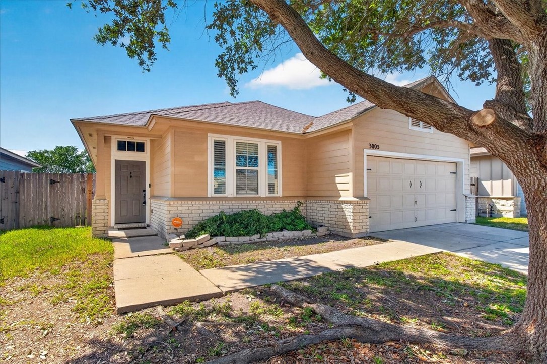 3005 Las Brisas Street Corpus Christi TX 78414