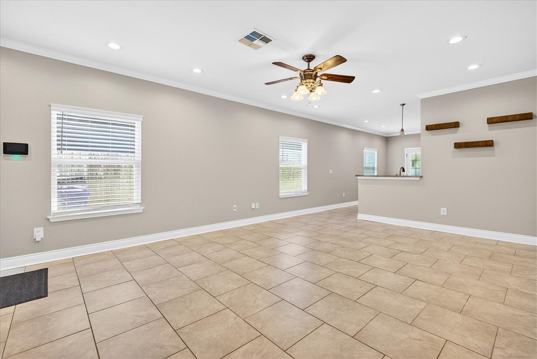 3005 Las Brisas Street Corpus Christi TX 78414