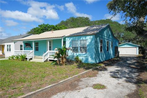 1044 S Houston Street Aransas Pass TX 78336