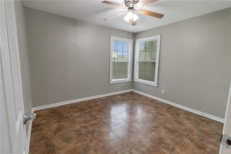 1804 N Mckinley Street Beeville TX 78102