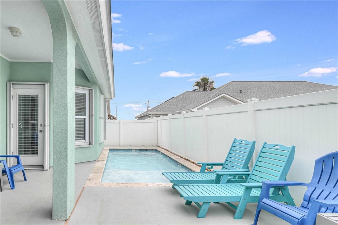 615 Sandy Lane Port Aransas TX 78373