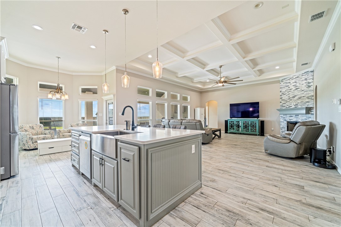 2258 Loxley Drive Corpus Christi TX 78415