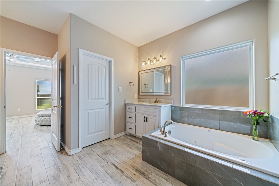 2258 Loxley Drive Corpus Christi TX 78415