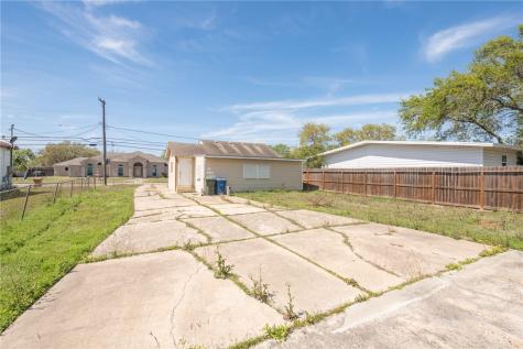 321 Paloma Street Corpus Christi TX 78412