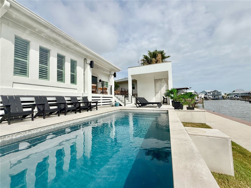 1879 Bay Shore Drive Rockport TX 78382