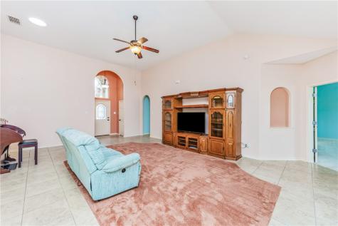 112 Teresa Lane Rockport TX 78382