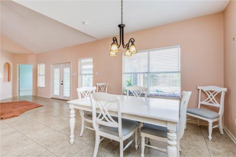 112 Teresa Lane Rockport TX 78382