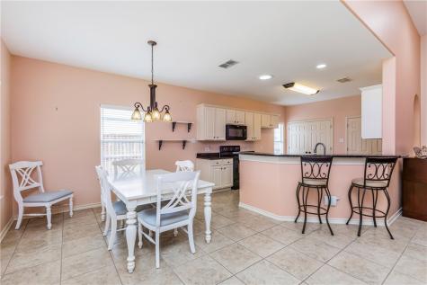112 Teresa Lane Rockport TX 78382